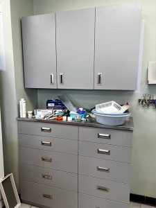 Dr. Morsys neue Tierklinik eröffnet mit AEOLUS Medizintechnik 05